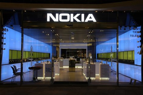 Число фирменных магазинов Nokia увеличится в 3 раза
